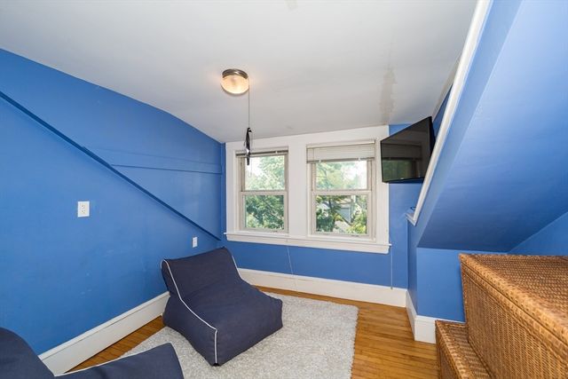 9 Overhill Rd., Natick, MA 01760