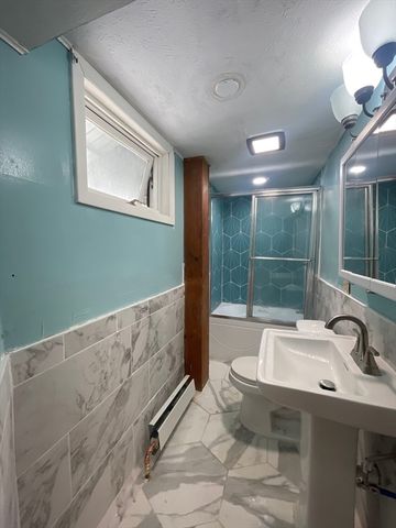 42 Arlington 42, Lynn, MA 01902