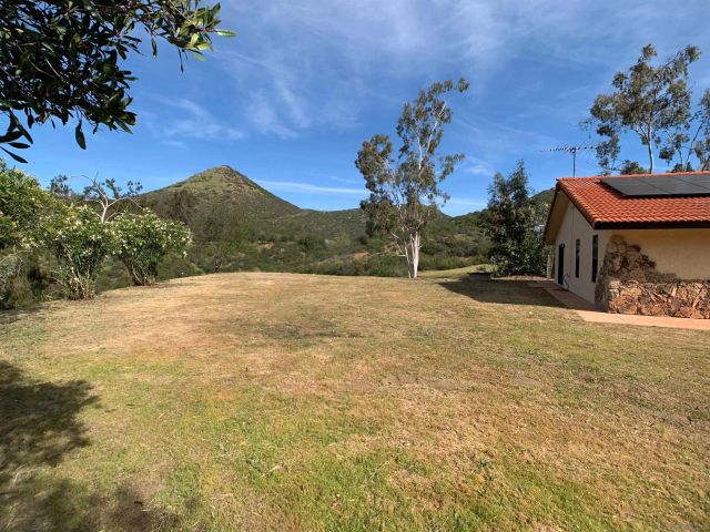 1394 Peutz Valley Road, Alpine, CA 91901