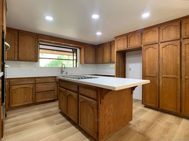 1394 Peutz Valley Road, Alpine, CA 91901