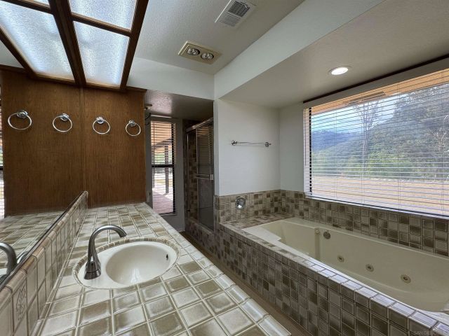 1394 Peutz Valley Road, Alpine, CA 91901