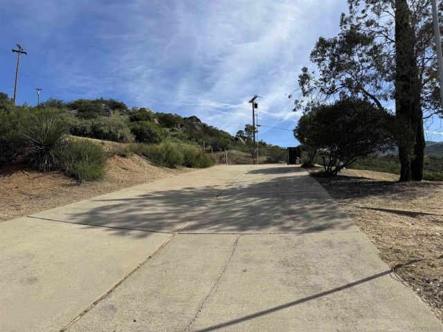 1394 Peutz Valley Road, Alpine, CA 91901