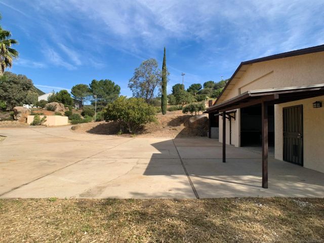 1394 Peutz Valley Road, Alpine, CA 91901