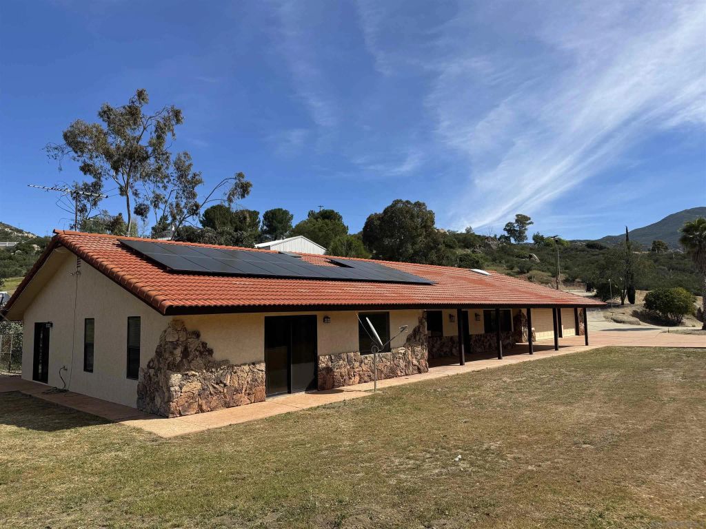 1394 Peutz Valley Road, Alpine, CA 91901