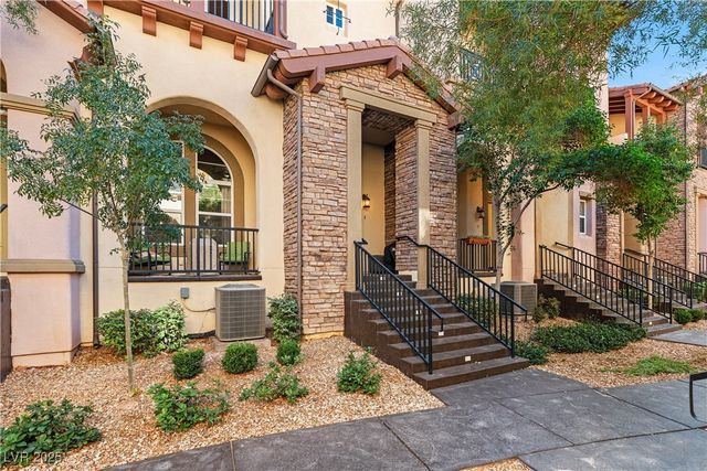 8 Via Vita Bella, Henderson, NV 89011