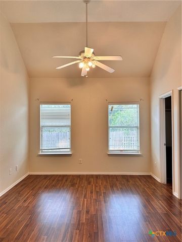 2110 Northview Drive, San Marcos, TX 78666