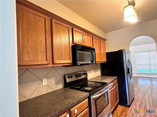 2110 Northview Drive, San Marcos, TX 78666