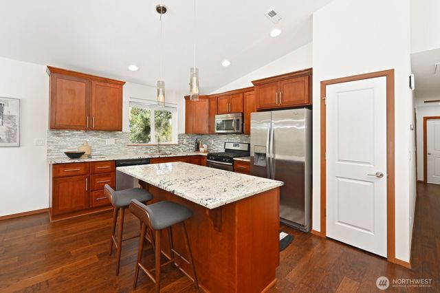 14605 20th Avenue NE, Shoreline, WA 98155