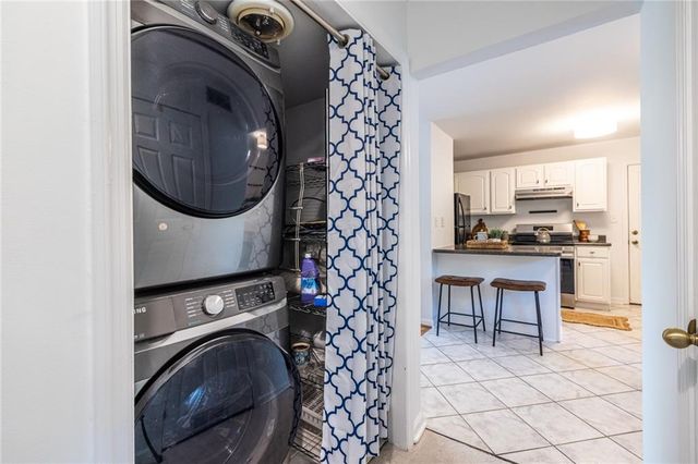 410 Candler Park Drive NE A-5, Atlanta, GA 30307