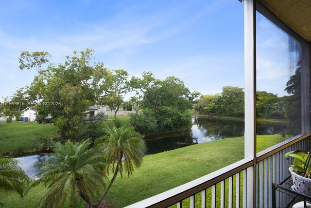 6870 Royal Palm Boulevard 209M, Margate, FL 33063
