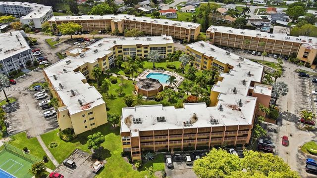 6870 Royal Palm Boulevard 209M, Margate, FL 33063