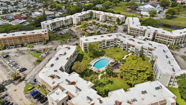 6870 Royal Palm Boulevard 209M, Margate, FL 33063