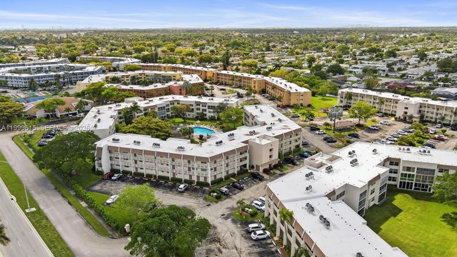 6870 Royal Palm Boulevard 209M, Margate, FL 33063