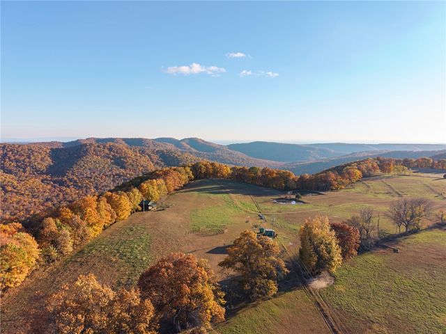 22908 Bidville Road, Winslow, AR 72959