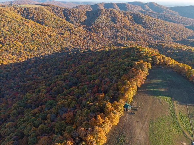 22908 Bidville Road, Winslow, AR 72959