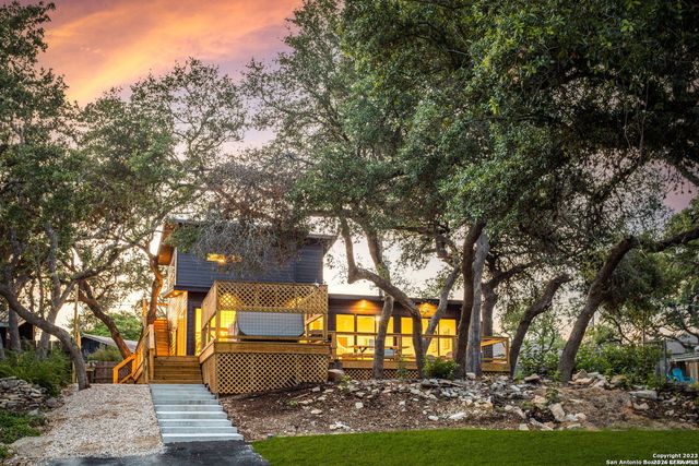 1277 Timberlane Dr, Canyon Lake, TX 78133