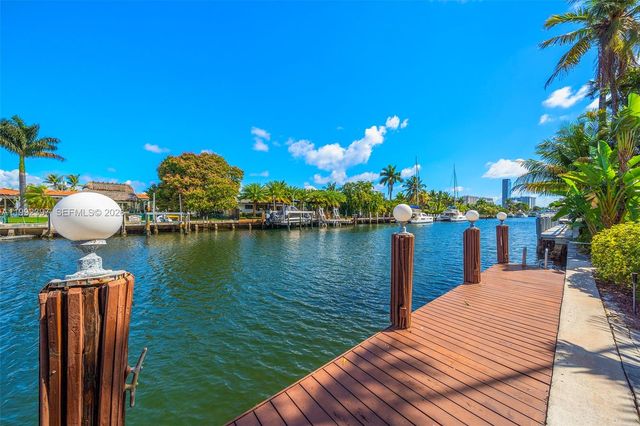 448 Poinciana Drive, Hallandale Beach, FL 33009