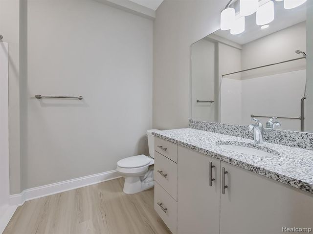 31480 Warren Road 302, Westland, MI 48185