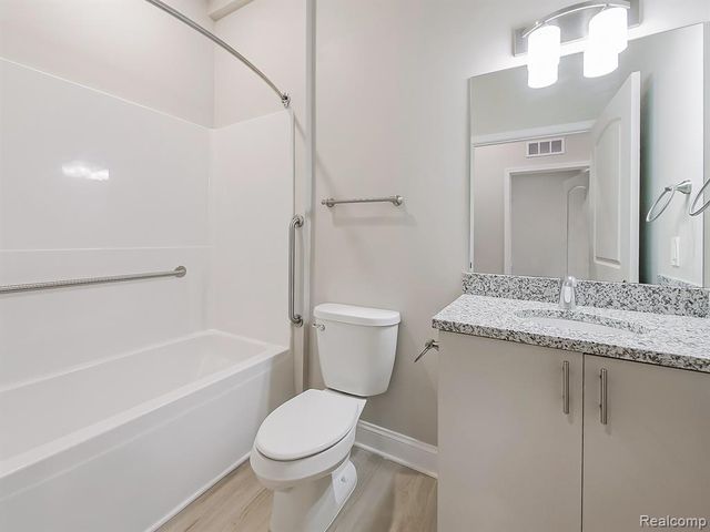 31480 Warren Road 302, Westland, MI 48185