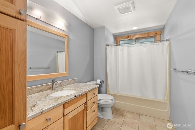 2949 Harrison Avenue, Centralia, WA 98531