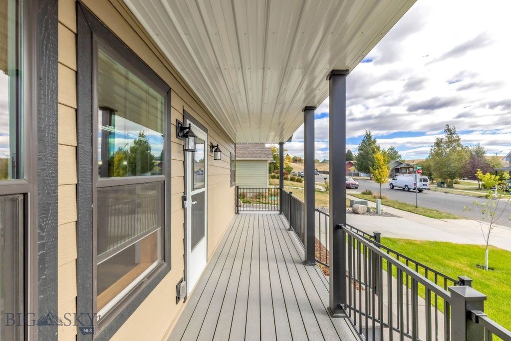 706 W Summit Street, Livingston, MT 59047 photo 3