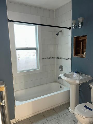 6637 S Rhodes Avenue, Chicago, IL 60637