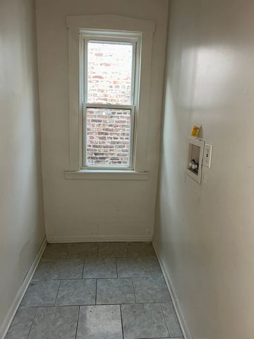 6637 S Rhodes Avenue, Chicago, IL 60637