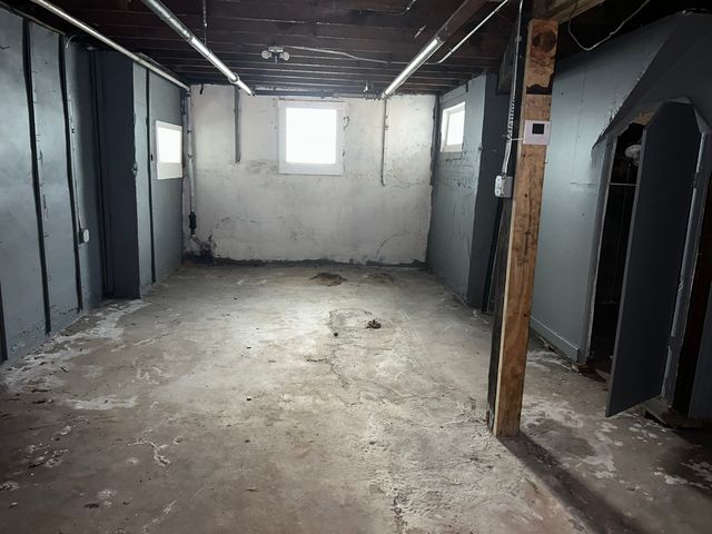 6637 S Rhodes Avenue, Chicago, IL 60637