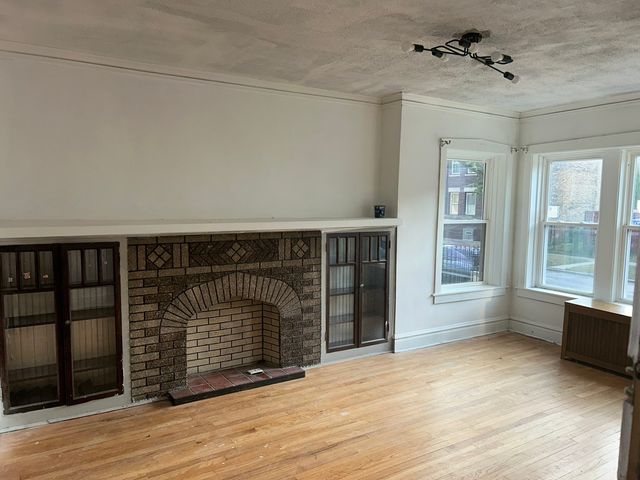 6637 S Rhodes Avenue, Chicago, IL 60637