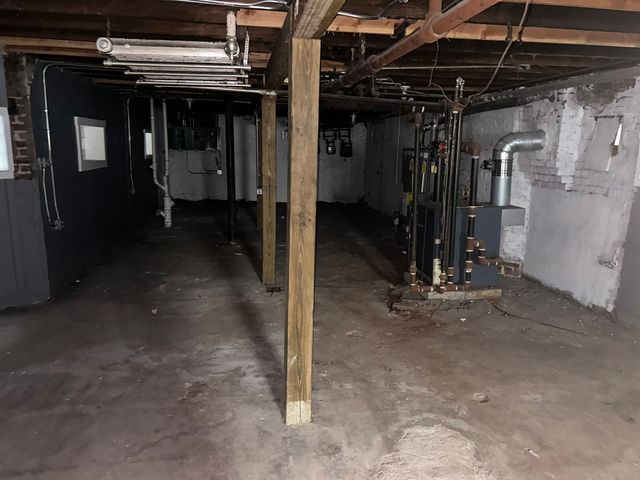 6637 S Rhodes Avenue, Chicago, IL 60637