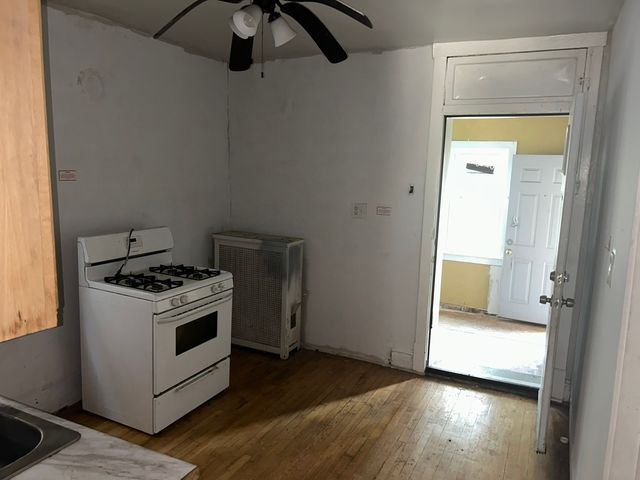 6637 S Rhodes Avenue, Chicago, IL 60637