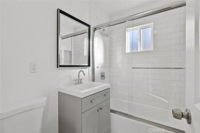 6661 Beck Avenue, North Hollywood, CA 91606