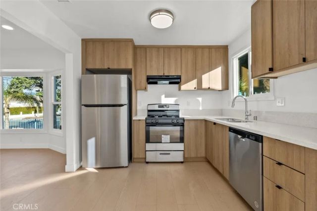 6661 Beck Avenue, North Hollywood, CA 91606