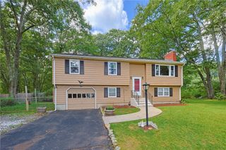685 Twin Brook Lane, Coventry, RI 02816