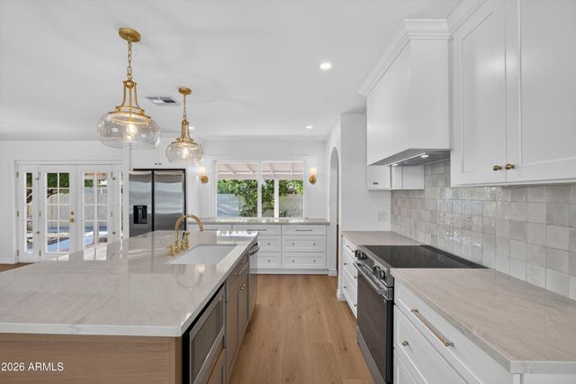 8631 E Sage Drive, Scottsdale, AZ 85250