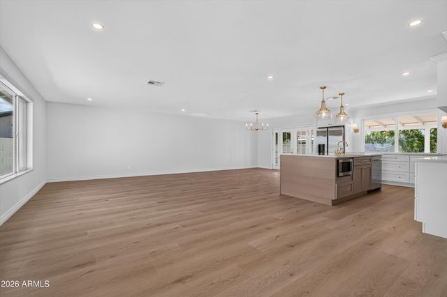 8631 E Sage Drive, Scottsdale, AZ 85250