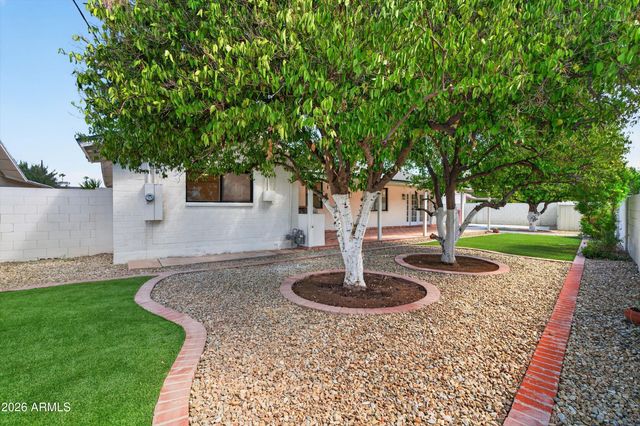 8631 E Sage Drive, Scottsdale, AZ 85250