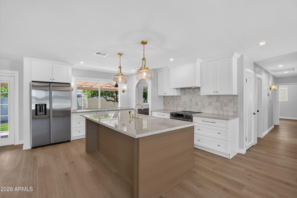 8631 E Sage Drive, Scottsdale, AZ 85250 — photo 2