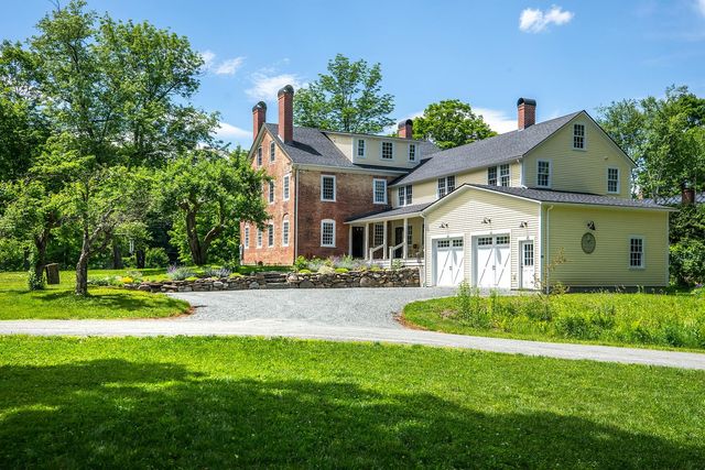 61 Academy Circle, Woodstock, VT 05071