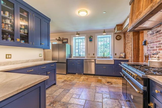 61 Academy Circle, Woodstock, VT 05071