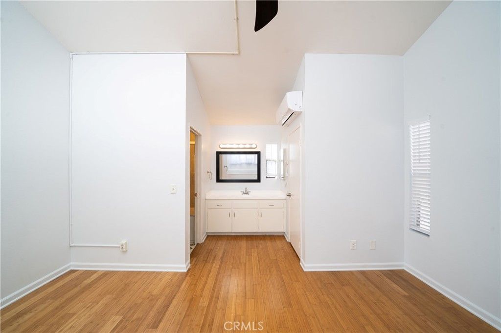 Image 10 of property listing at 2700 Brea 13, Fullerton, CA 92835