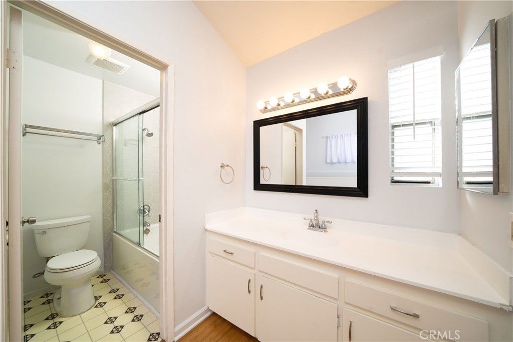 Image 11 of property listing at 2700 Brea 13, Fullerton, CA 92835