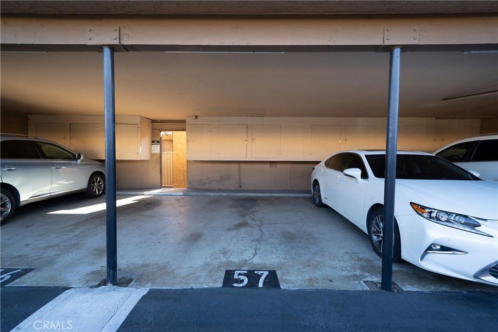 Image 12 of property listing at 2700 Brea 13, Fullerton, CA 92835