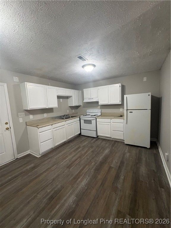 5836 Aftonshire Drive, Fayetteville, NC 28304