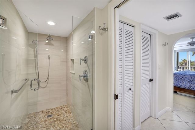 6573 Marissa LOOP 302, Naples, FL 34108