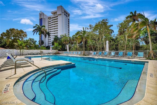 6573 Marissa LOOP 302, Naples, FL 34108