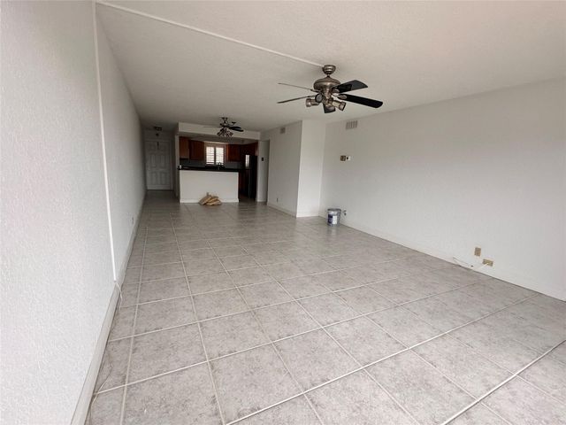 1160 Hillsboro Mile 304, Hillsboro Beach, FL 33062