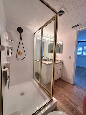 1160 Hillsboro Mile 304, Hillsboro Beach, FL 33062