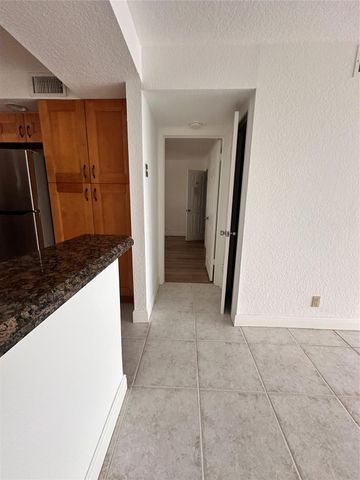 1160 Hillsboro Mile 304, Hillsboro Beach, FL 33062