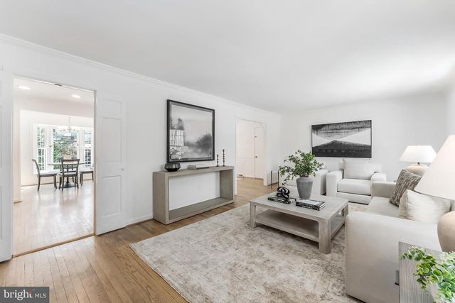 2615 STEEPLECHASE DR, Reston, VA 20191